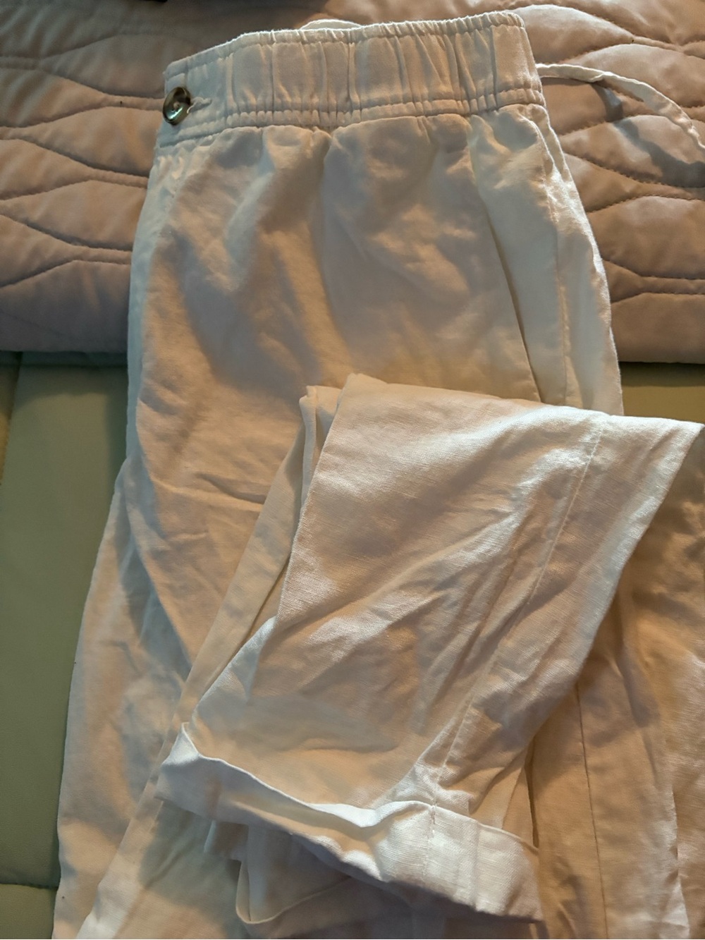 H&M Men’s White Elastic Waist Linen-Blend Pants